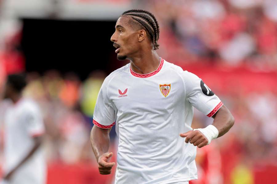 Loic Bade during the La Liga match between Sevilla and Girona