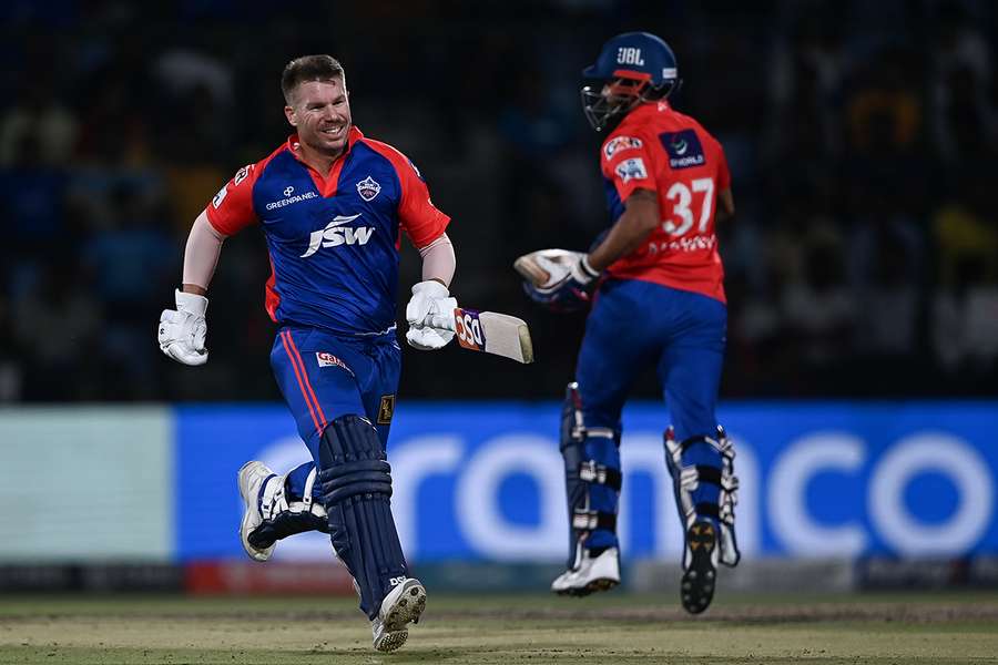 Warner and Ishant help Delhi to first win of IPL season