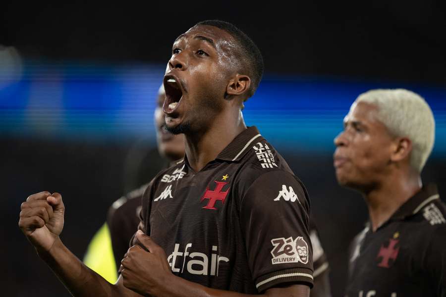 Rayan abriu o placar em Vasco x Fluminense