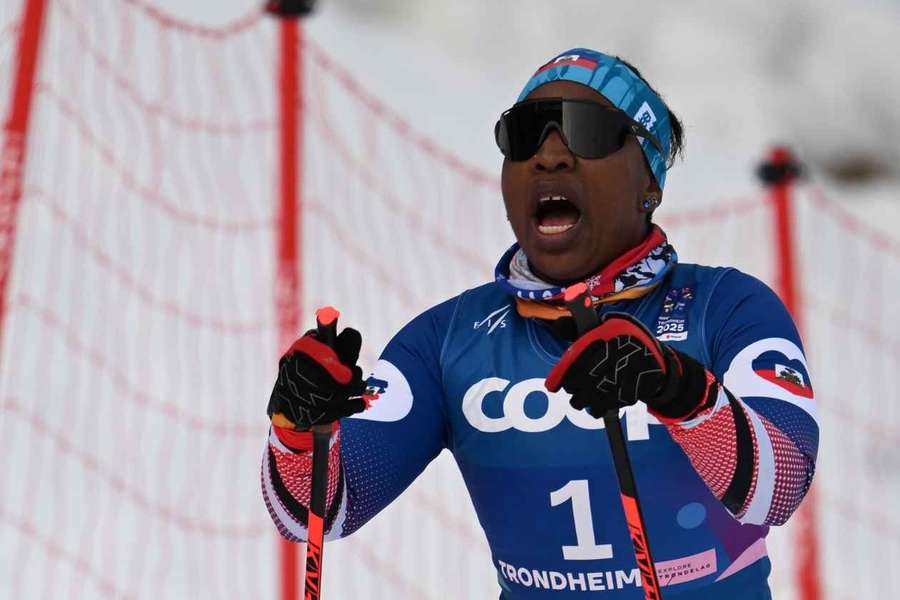Celine Marti aus Haiti eröffnet Nordische Ski-WM.