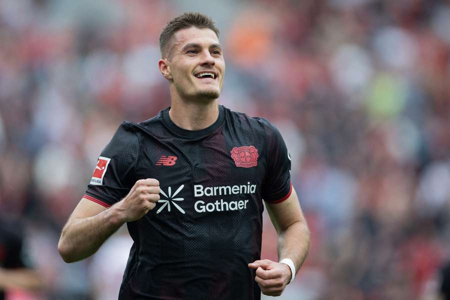 Patrik Schick se střelecky prosadil proti Augsburgu.