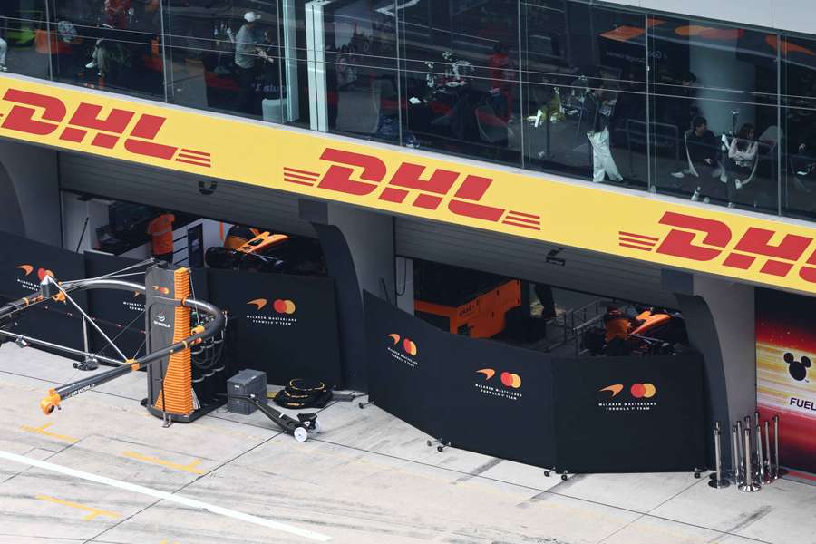 McLareny se do závodu vůbec nezapojily.