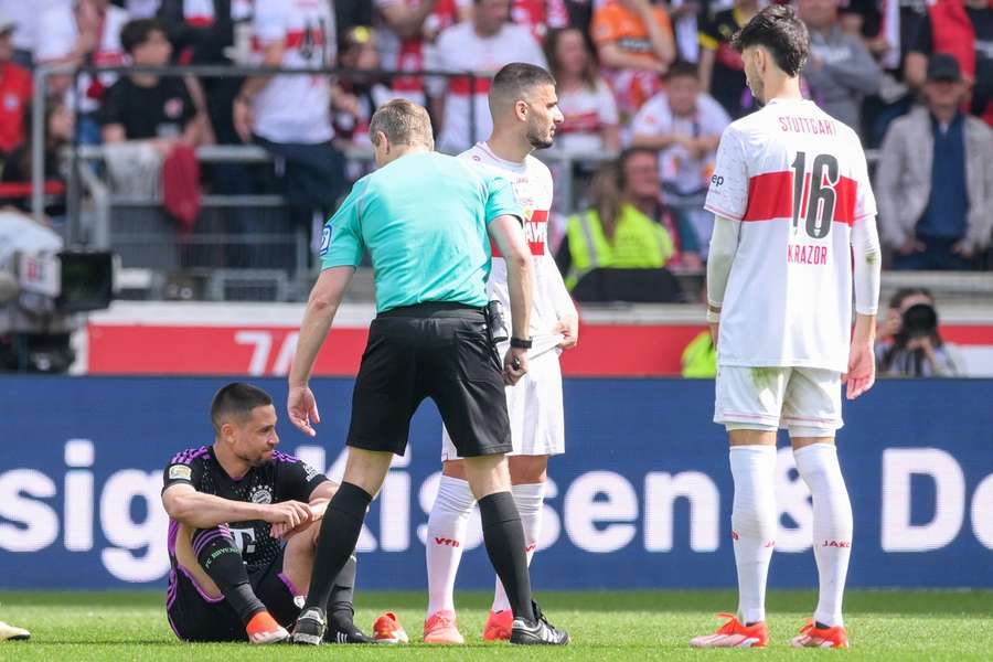 Guerreiro suffered the injury against Stuttgart