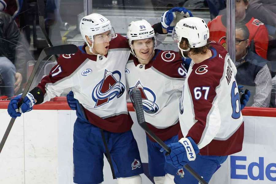 Porażka najlepszych w lidze hokeistów Avalanche przeciwko Ottawie Senators Porażka najlepszych w lidze hokeistów Avalanche przeciwko Ottawie Senators