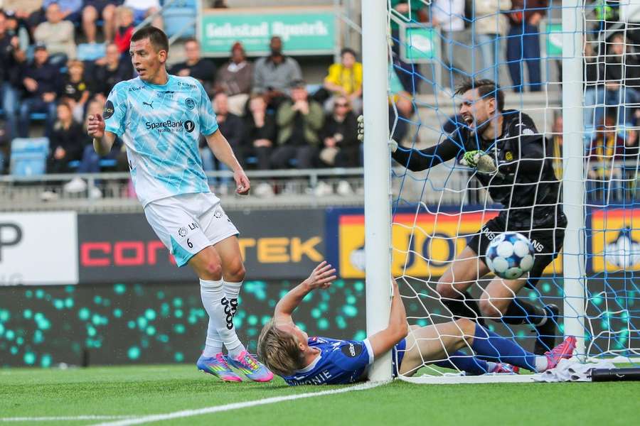 Fotbalisté Bodö/Glimt se naladili na Slavii vysokou ligovou výhrou. Fotbalisté Bodö/Glimt se naladili na Slavii vysokou ligovou výhrou.