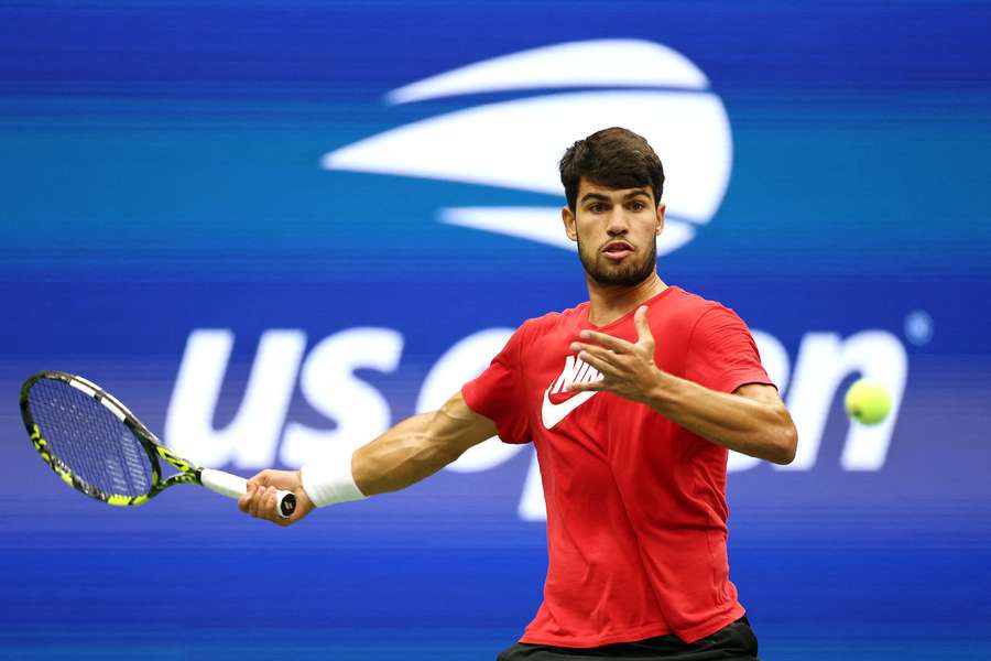 Alcaraz tenta chegar ao 1.º lugar do ranking ATP