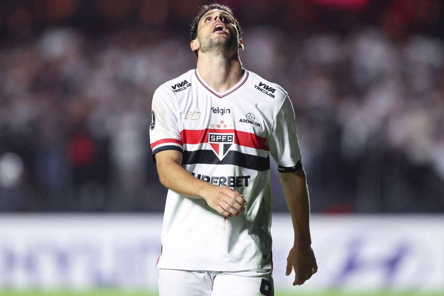 Calleri não joga desde abril, quando sofreu uma ruptura no ligamento cruzado anterior do joelho esquerdo