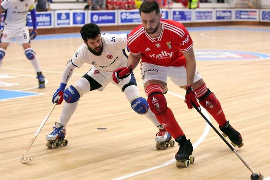 Benfica e Oliveirense empatados na meia-final