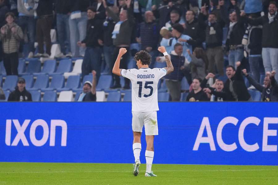 Romano Floriani celebra il suo gol
