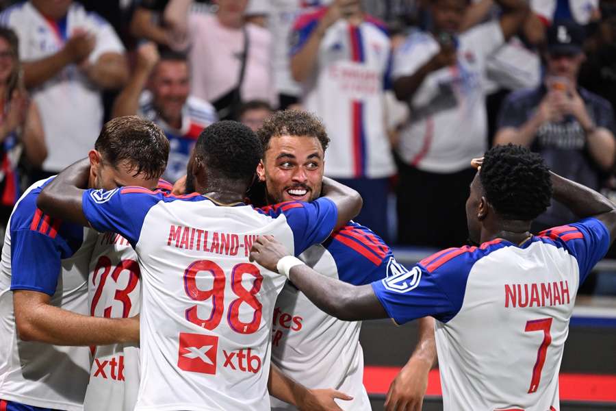 Lyon celebrate Lyon celebrate