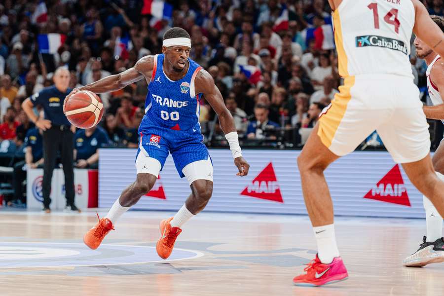 Sylvain Francisco contre l'Espagne Sylvain Francisco contre l'Espagne