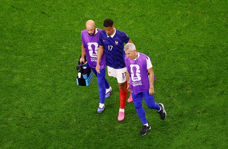 L'uscita di Saliba L'uscita di Saliba
