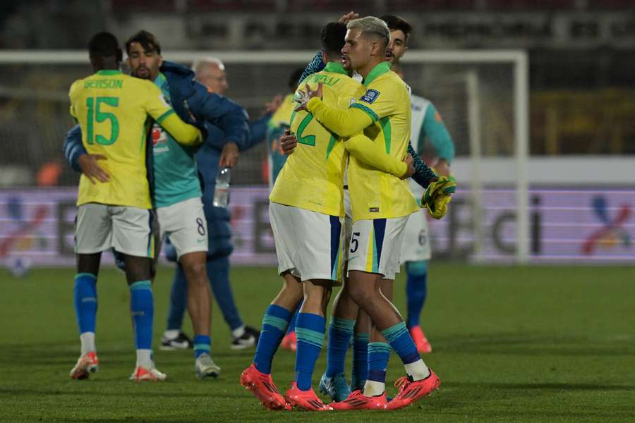 I calciatori brasiliani a fine partita