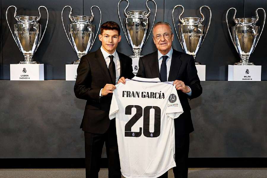 Fran García, alături de Florentino Pérez