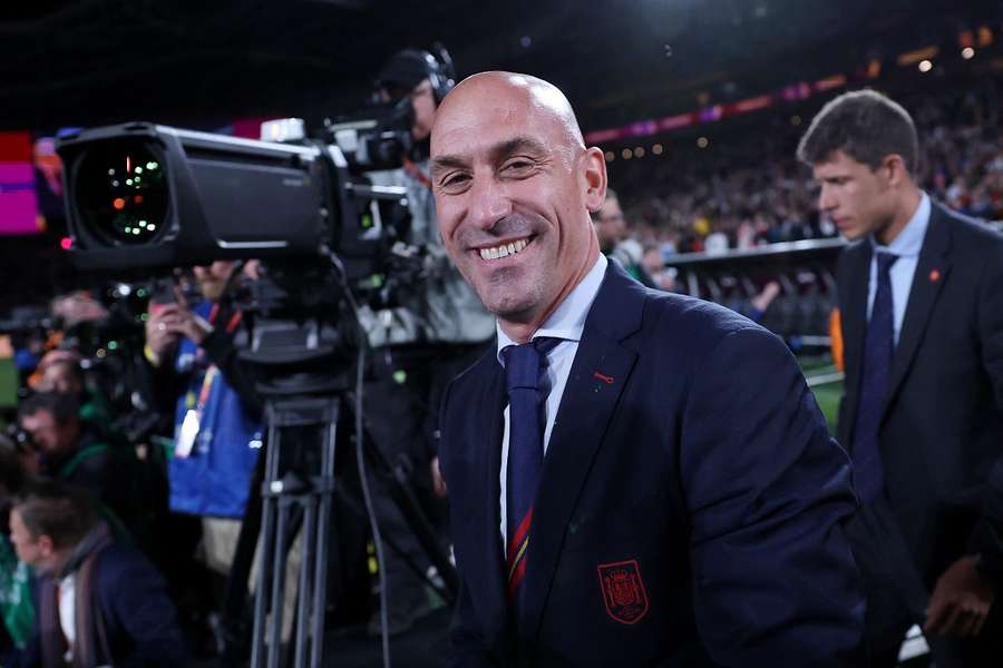 Rubiales demitiu-se na sequência do escândalo