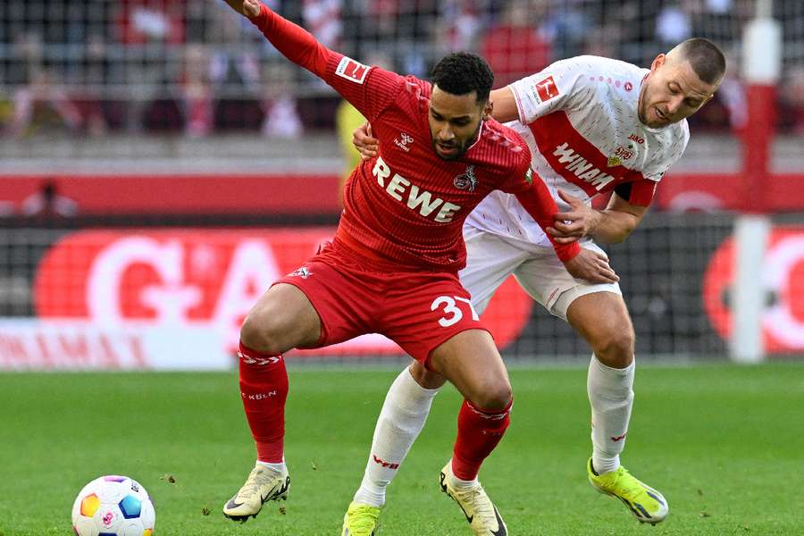 Partida entre Stuttgart e Colônia terminou em igualdade 