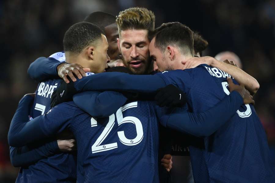Nueva bola de partido para el PSG en la Champions: todo o nada en ...