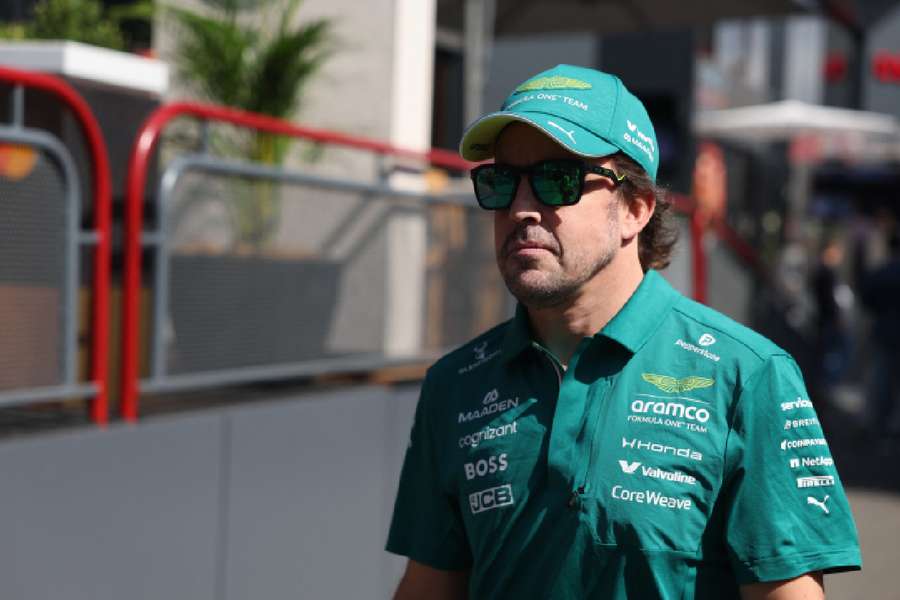 Alonso avec Aston Martin. Alonso avec Aston Martin.