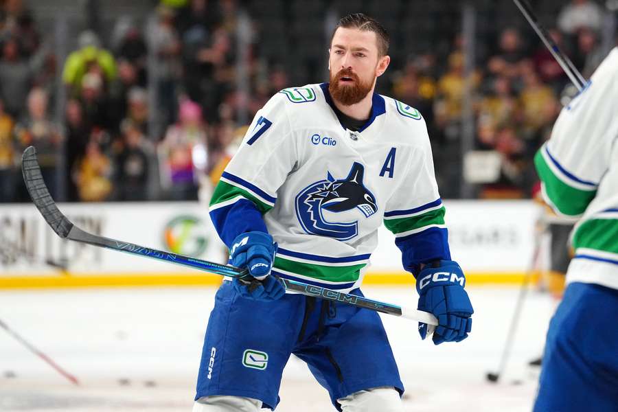 Defenzívu Čechov posilní aj Filip Hronek.