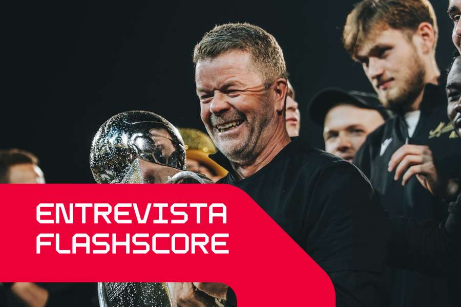 Anders Torstensson com o troféu de campeão