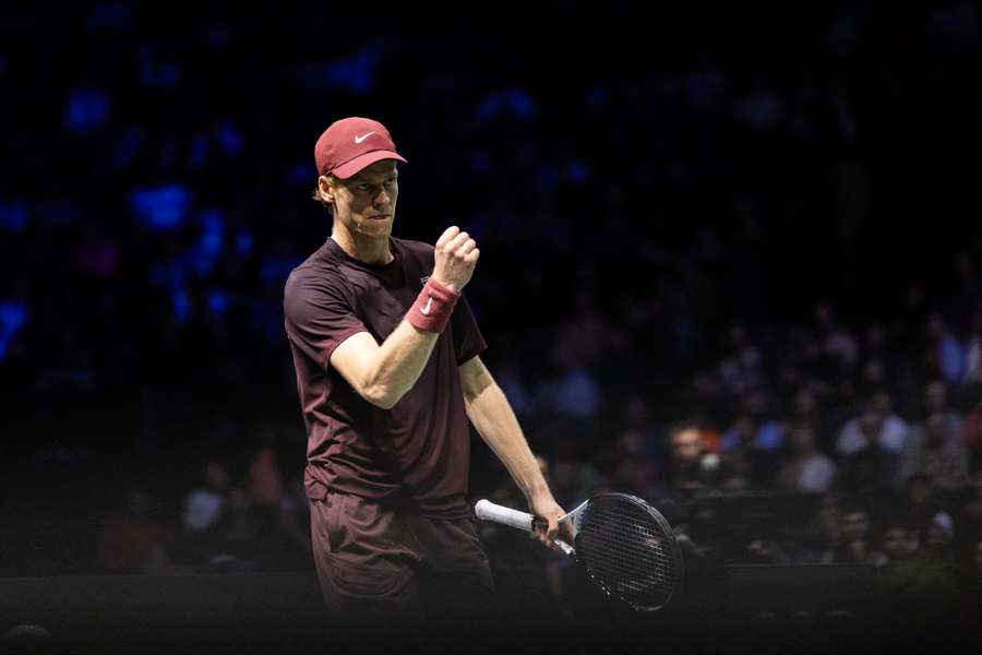 Jannik Sinner en contrôle.  Jannik Sinner en contrôle.