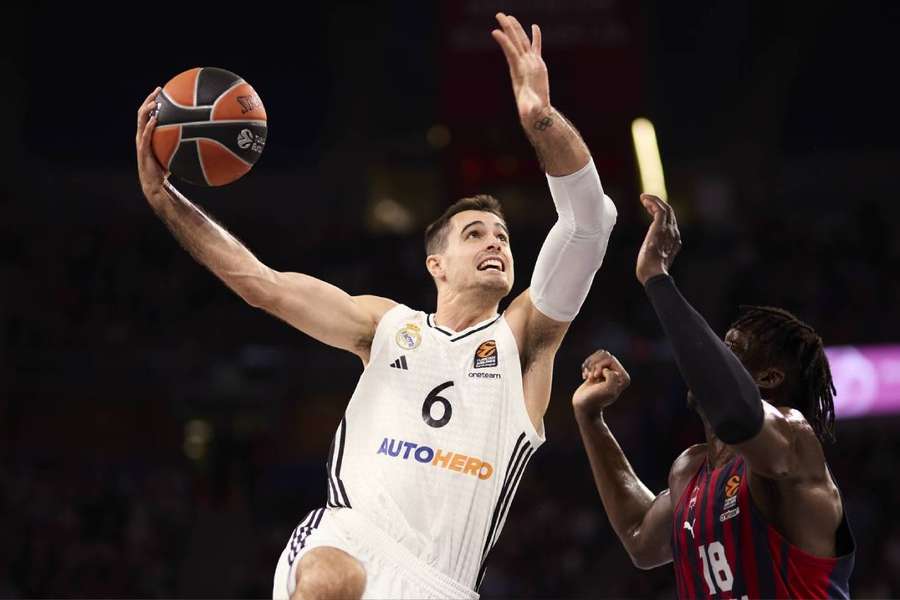 Abalde y Diop en el Baskonia-Real Madrid