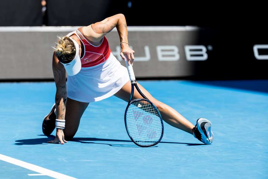 Zlomená Markéta Vondroušová na Australian Open.