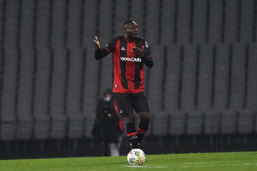 Atalanta arruma a casa