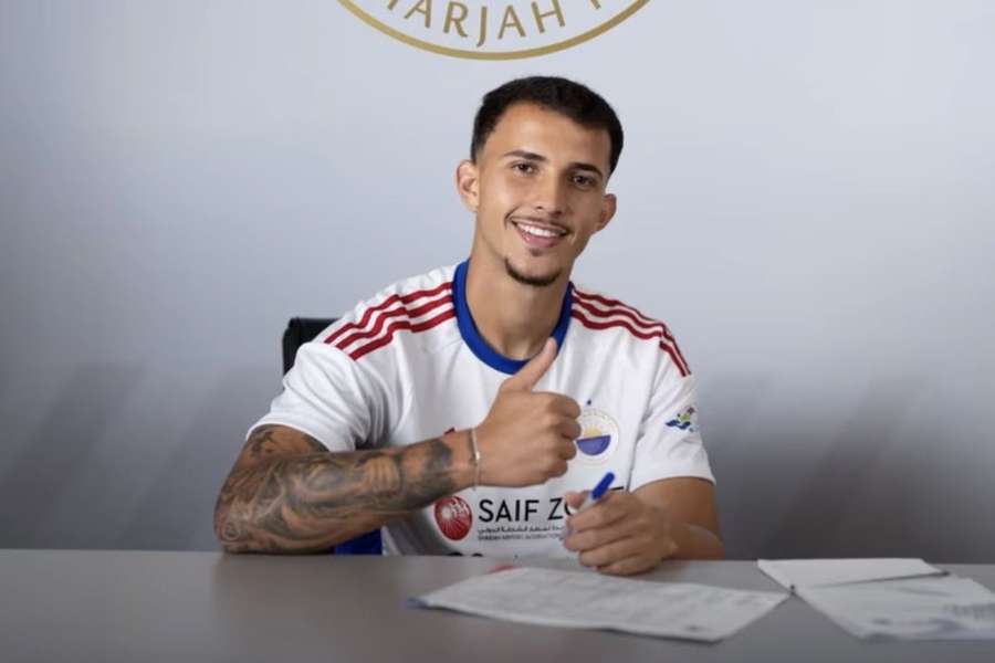 Léo Azevedo apresentado no Al Sharjah Léo Azevedo apresentado no Al Sharjah
