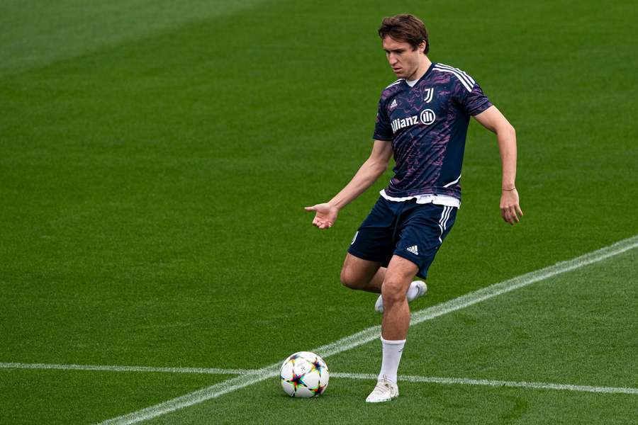 Atacante da Juventus pode voltar a campo pela 1ª vez após lesão no joelho