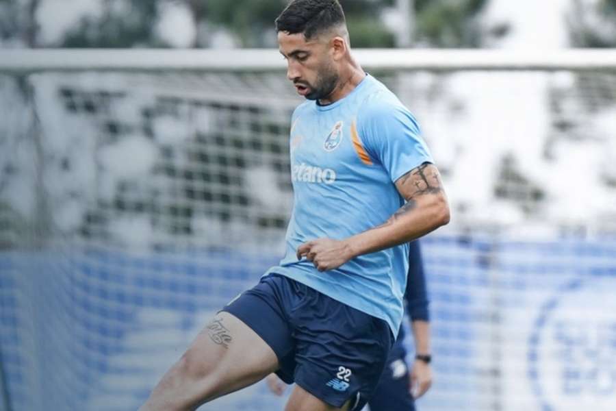 Alan Varela no treino do FC Porto