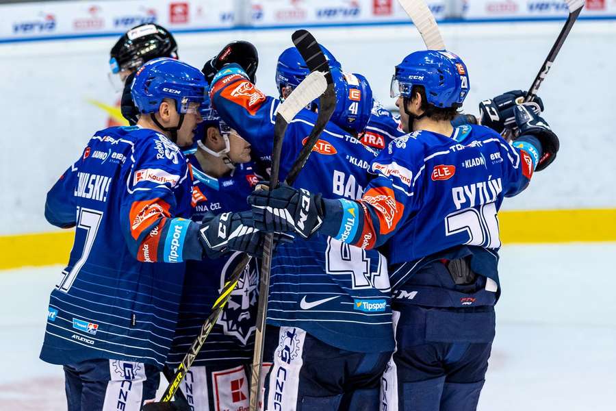 Poslední Kladno veze cennou výhru z Litvínova, Liberec s Třincem daly sedm gólů