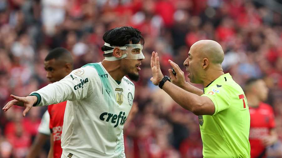 Palmeiras campeão de novo é ruim para o sistema, diz auxiliar de Abel  após empate entre Palmeiras e Athletico-PR pelo Brasileirão