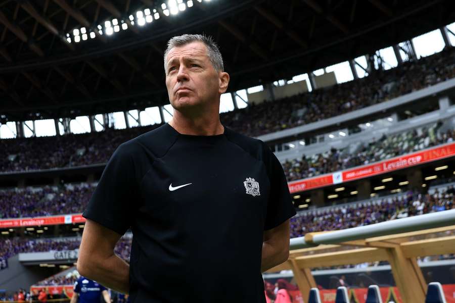 Skibbe hat in Japan sein Glück gefunden Skibbe hat in Japan sein Glück gefunden