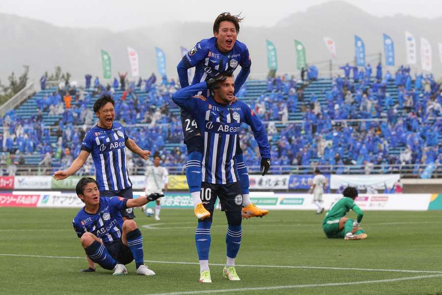 Tiago Alves vive capítulo feliz no Japão