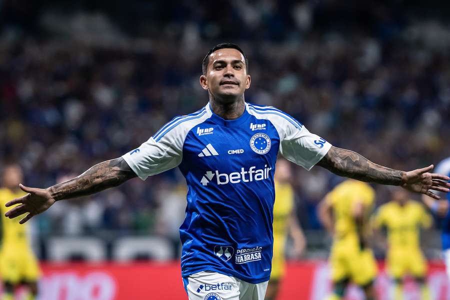 Dudu fez o primeiro golo do Cruzeiro no Brasileirão 2025