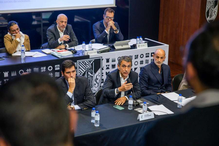 Pontos em agenda aprovados na Assembleia Geral da Vitória Sport Clube - Futebol SAD Pontos em agenda aprovados na Assembleia Geral da Vitória Sport Clube - Futebol SAD
