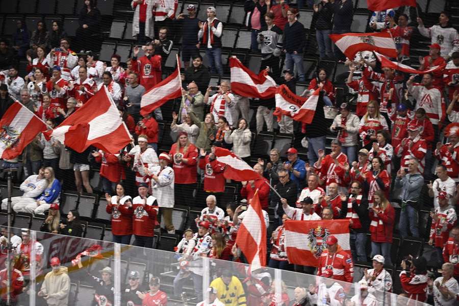 Die österreichischen Fans in Stockholm.