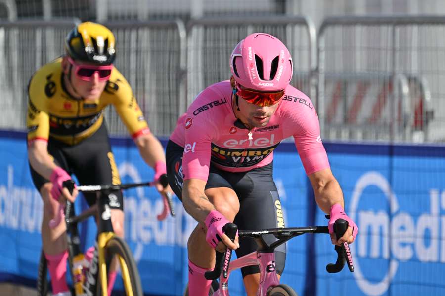 Giro d'Italia, Cavendish vola nel finale di Roma, Roglic si incorona campione