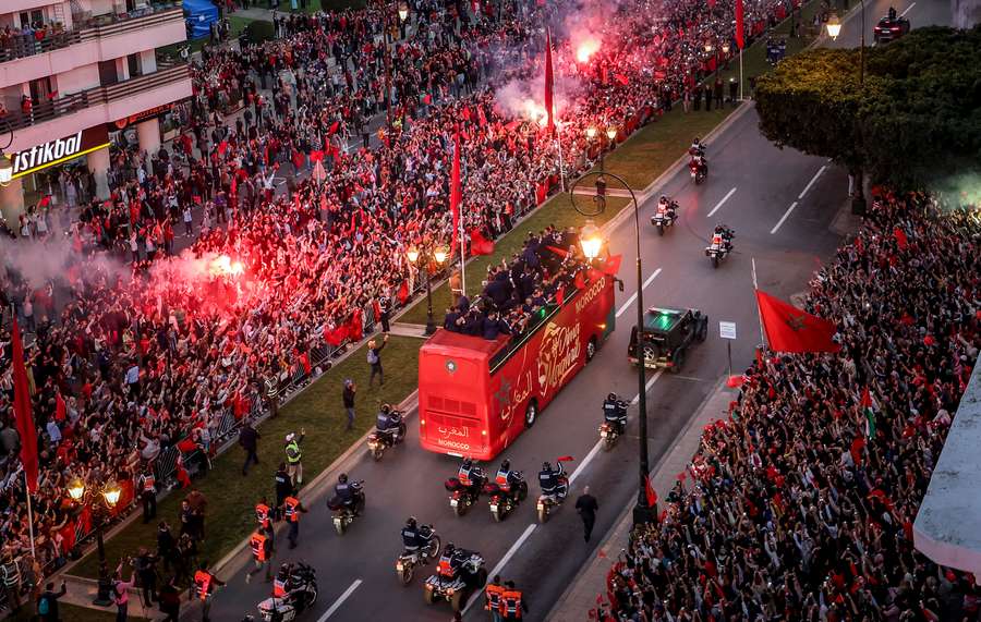 Przejazd alejami Muhammada V był kluczowym elementem parady