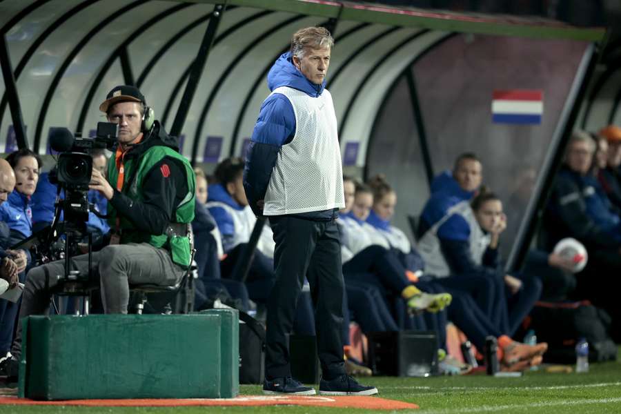 Andries Jonker tijdens de UEFA Nations League-wedstrijd tussen Nederland en Schotland