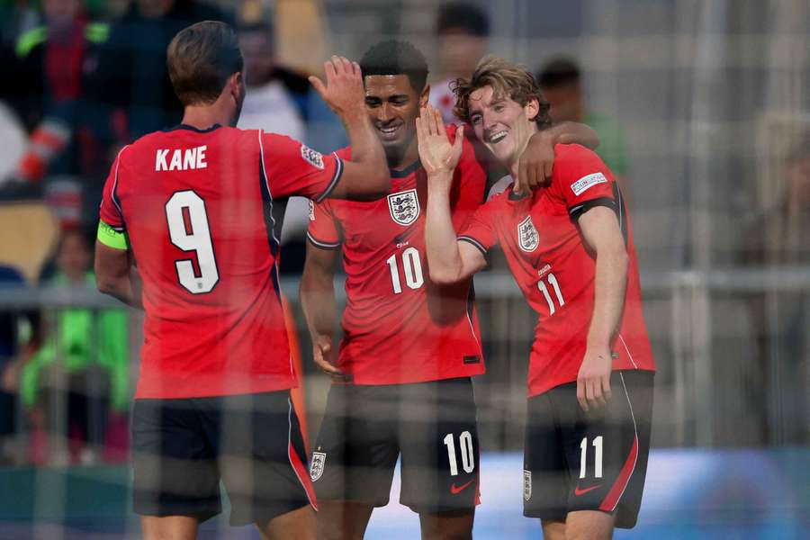 England feiert Kantersieg in Kroatien