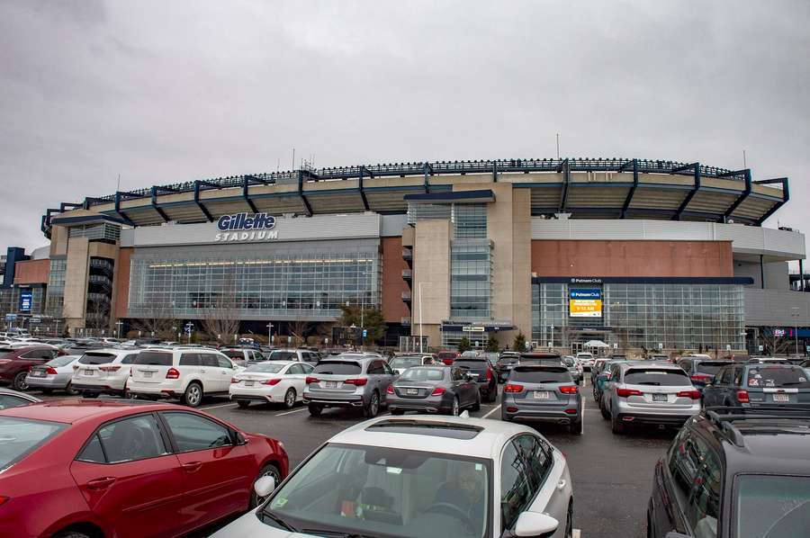 Der Parkplatz vor dem Gillette Stadium. Der Parkplatz vor dem Gillette Stadium.