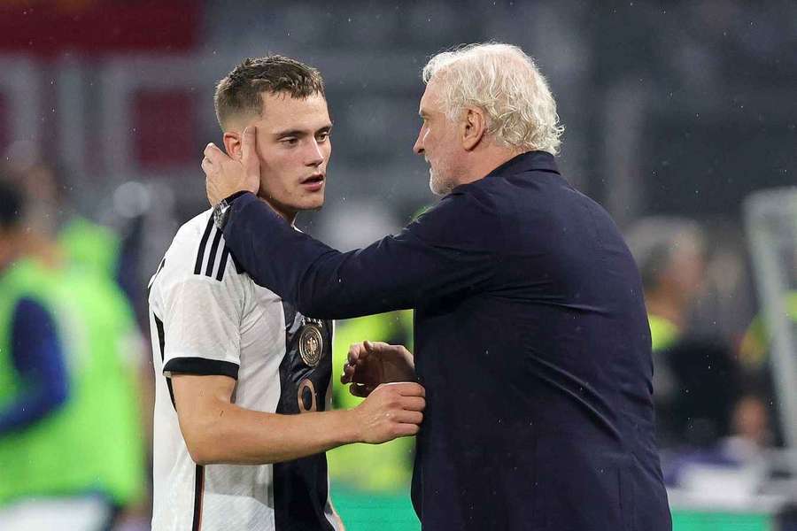 Florian Wirtz und Rudi Völler.