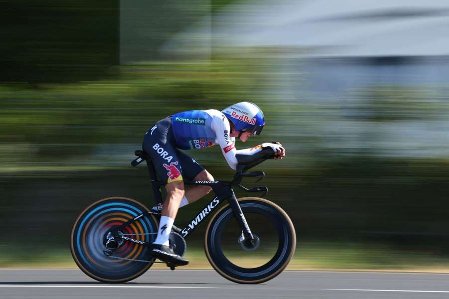 Lipowitz im Pech, Sprinter ohne Glück: Nur Politt darf bei der Tour feiern Lipowitz im Pech, Sprinter ohne Glück: Nur Politt darf bei der Tour feiern