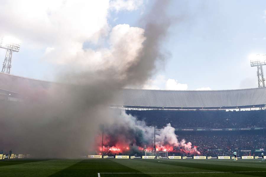 Het vuurwerk tijdens de bekerfinale tegen NEC