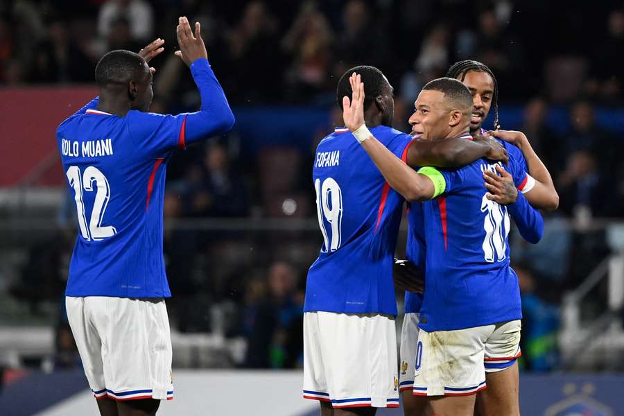 Kylian Mbappé was met één doelpunt en twee assists de grote man bij Frankrijk