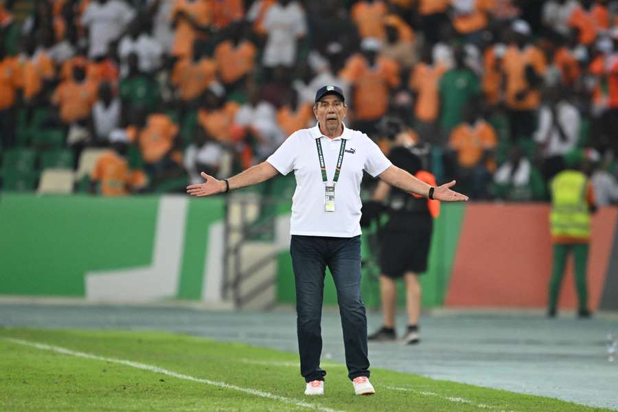 Jean-Louis Gasset during the shock loss to Equatorial Guinea