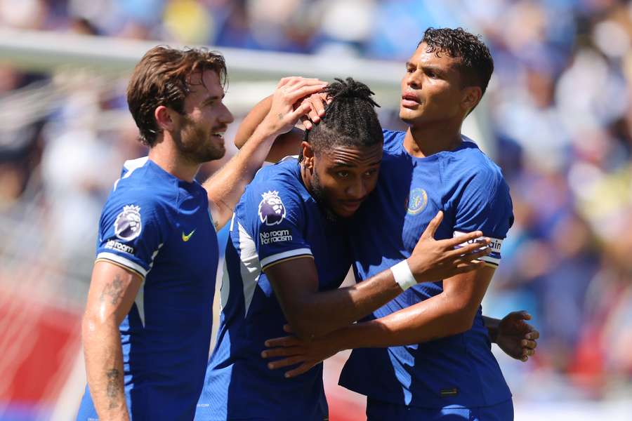 Den nye Chelsea-angriber Nkunku pådrog sig skaden under en venskabskamp mod Borussia Dortmund i Chicago i sidste uge. Den nye Chelsea-angriber Nkunku pådrog sig skaden under en venskabskamp mod Borussia Dortmund i Chicago i sidste uge.