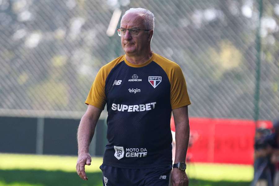 Dorival ainda tenta fazer Tricolor engrenar na Série A